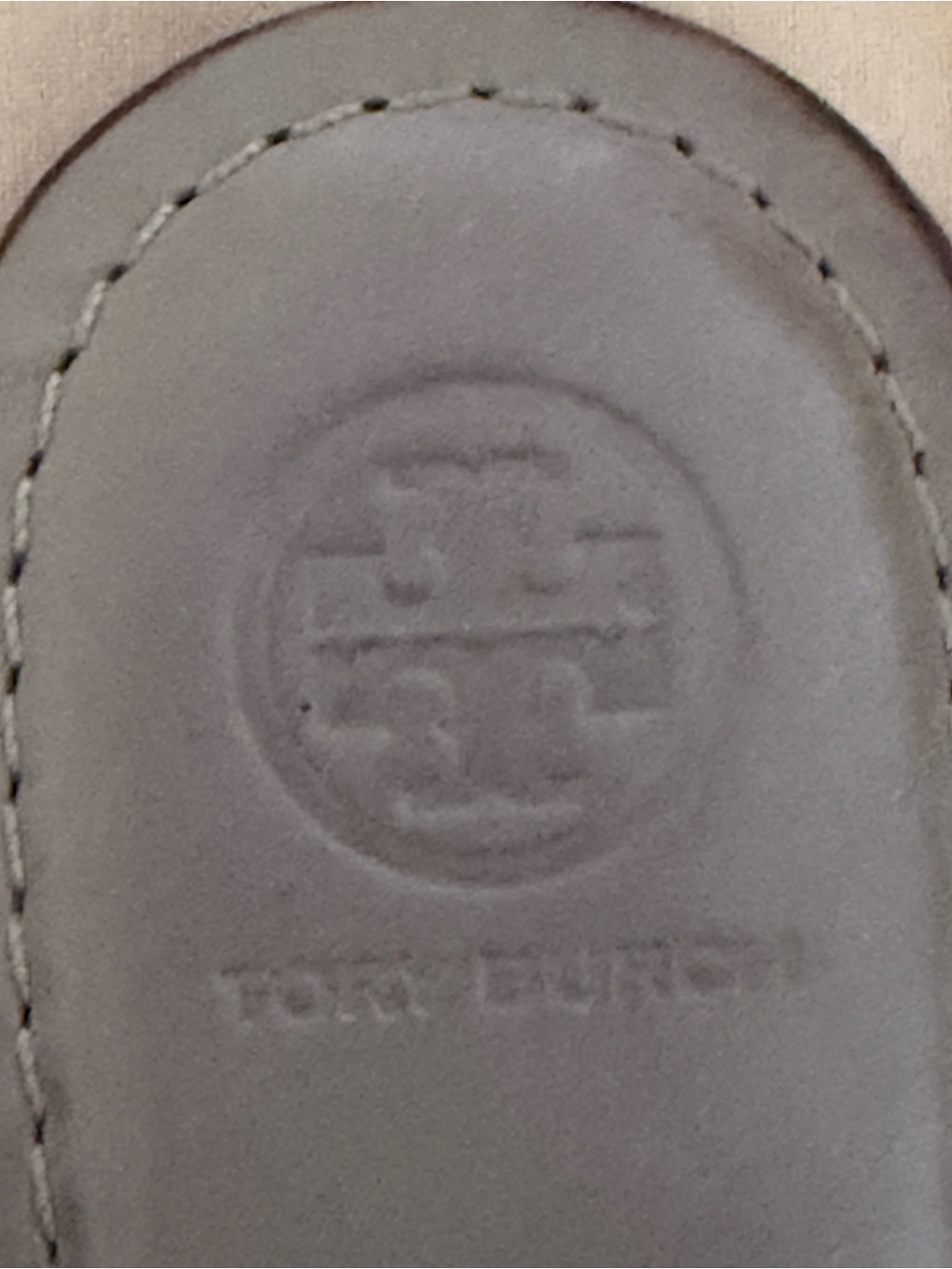 Tory Burch gray Leather soft comfy sandal Stamped Care size 9 - Picture 4 of 9